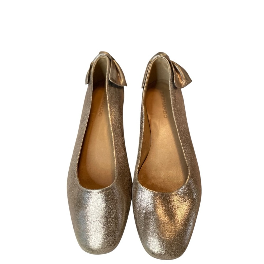 Bernardo’s Metallic Gold Bow Eloise Anthropologie Ballet Flats Shoes Size 9.5